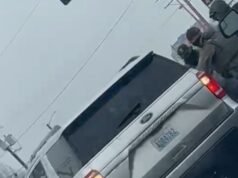 視頻:溫哥華官員稱,一名男子在被捕前被 ICE 車輛撞倒