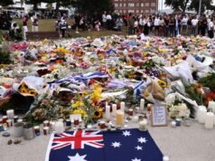 紀念因毫無意義的恐怖行為而喪生的生命:NPR