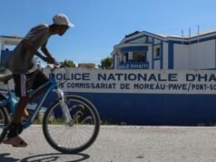 幫派在海地中部發動大規模襲擊,數百人逃離槍擊和燒毀房屋