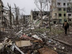 烏克蘭在俄羅斯發動一系列襲擊,襲擊了石油碼頭、飛機和船隻