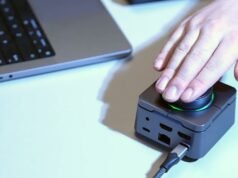 HubKey Pro 2 是一款眾籌的圓形控制器,具有完全可定制的按鍵和雙 4K 多功能集線器