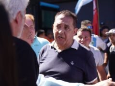 路易斯·德埃利亞 (Luis D’Elia) 重申馬克西莫·基什內爾 (Máximo Kirchner) 上癮了:“Falopa 和 escapio”