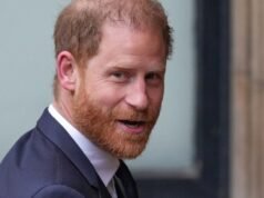 情緒化的哈里王子告訴法庭出版商如何讓梅根的生活變得“痛苦”