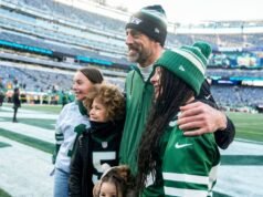 如果噴氣機隊在 2025 賽季保留亞倫·羅傑斯會怎樣?