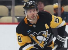 企鵝隊的克里斯·萊唐因腿傷缺席至少 4 週