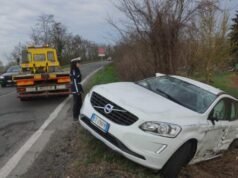 他在雷維洛開車與一輛卡車相撞:20歲死亡,也是路上的另一名受害者