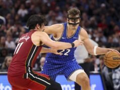 Magic Chase Fast Start 對陣 黃蜂隊布蘭登·米勒