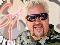蓋伊·費里 (Guy Fieri) 為慶祝生日而放棄了他標誌性的金發:照片
