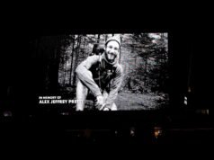 森林狼隊向亞歷克斯·普雷蒂致敬,與會者大喊“F— ICE”