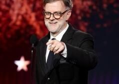 威爾·保爾特和諾亞·琴蒂內奧在聖丹斯電影節的《聯合縣》中