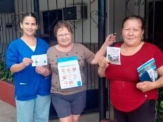 市政府向 Avenida 社區的居民提供瞭如何識別昆蟲叮咬的信息