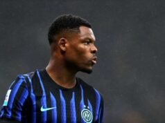 利物浦對國際米蘭的丹澤爾·鄧弗里斯進行了詢問