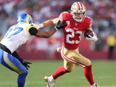 克里斯蒂安·麥卡弗里 (Christian McCaffrey) 如何以 MVP 般的賽季反彈