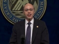 皮特·戴維森重返《週六夜現場》飾演湯姆·霍曼