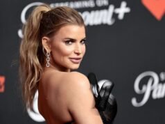 傑西卡·辛普森在內衣照片中看起來令人難以置信