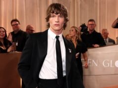 康納·斯托里 (Connor Storrie) 於二月主持《SNL》