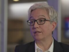 週末抗議和騷亂聲明後,科蒂克州長和尤金市長向公眾發表講話