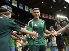 費利佩·莫拉 (Felipe Mora) 梅開二度,木材隊擊敗皇家鹽湖城 (Real Salt Lake)