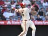 第九局,太空人4分短球連勝擊敗天使隊。