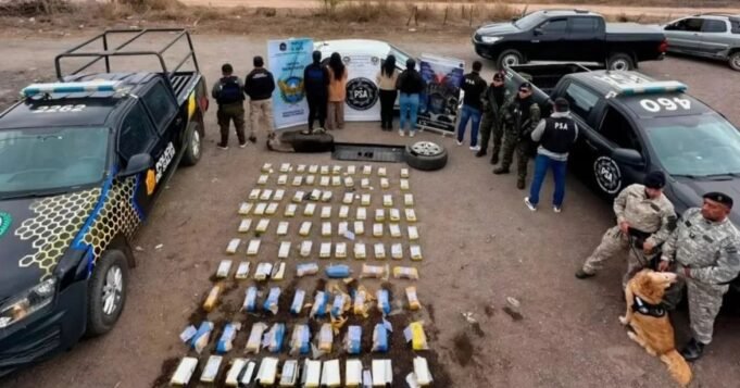 薩雷搗毀一個毒品走私網絡,繳獲190公斤可卡因 薩雷搗毀一個毒品走私網絡,繳獲190公斤可卡因