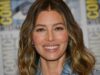 傑西卡貝爾 (Jessica Biel) 身穿雙層牛仔布宣傳近 10 年來的第一部電影