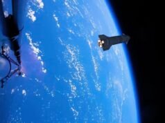 太空中的太空船!觀看 SpaceX 巨型火箭史詩般的 Flight 13 測試發射的精彩片段(影片)