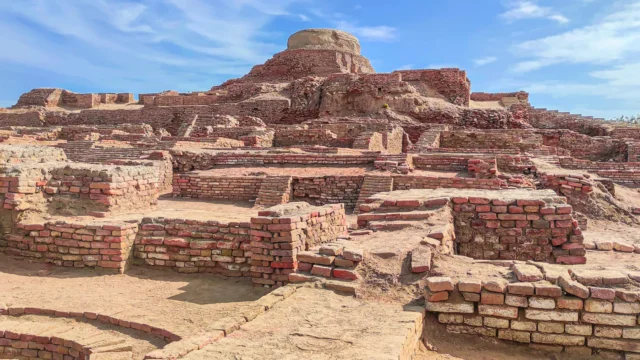 ancient-city-of-mohenjo-daro-indus-valley-civilization.webp.webp