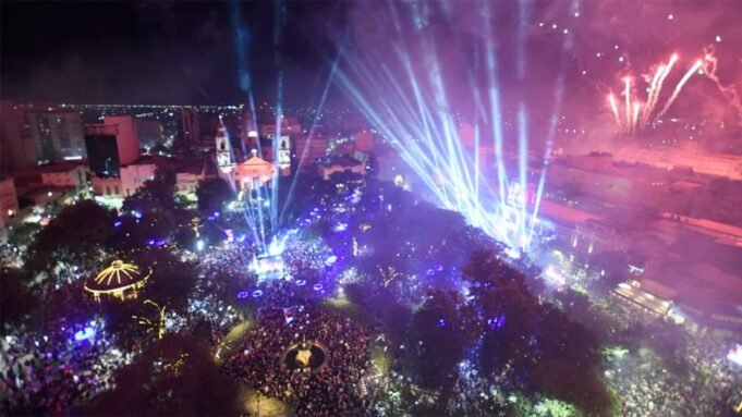 不容錯過：身為城市之母 473 年來，煙火一直照亮聖地牙哥的天空