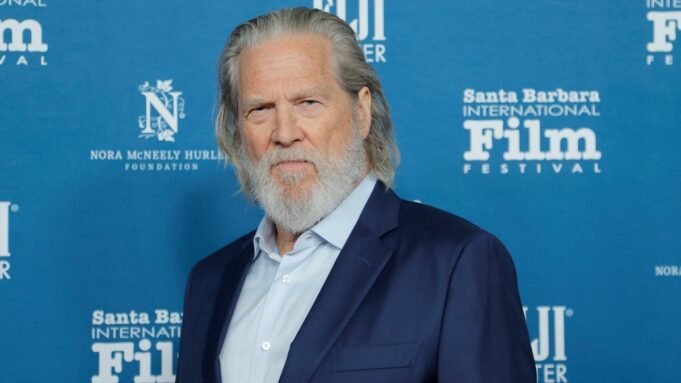 Jeff Bridges 介紹 Theo Vaughn 與 Suno 一起創作人工智慧音樂
