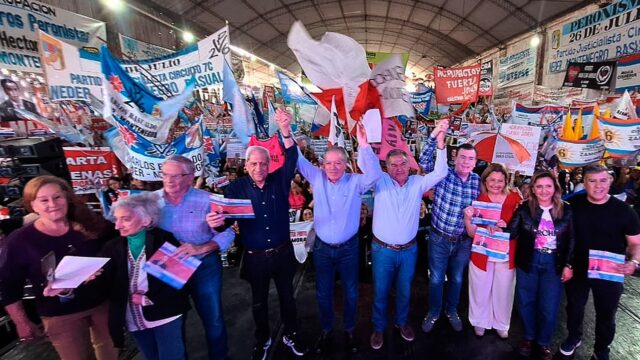 plenario-frente-civico-561312-232322.jpg