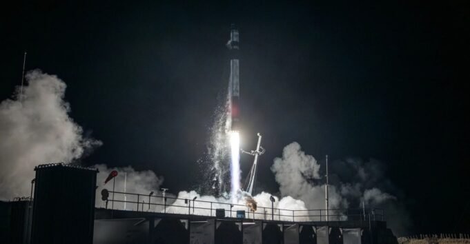 Rocket Lab 將以 80 億美元收購 Iridium 的衛星網絡，加入 SpaceX。