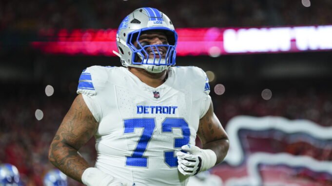 發布經理 Jay Tufele 表示,Lions 將 G Christian Mahogany 列入 NFI 發布經理 Jay Tufele 表示,Lions 將 G Christian Mahogany 列入 NFI
