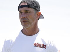 7 月 14 日,凱爾·沙納漢 (Kyle Shanahan) 在一場車禍中遭受“嚴重腦震盪”和其他傷害