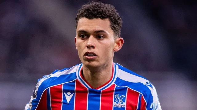 Crystal Palace and Everton complete swap deal with Johnson and McNeil Crystal Palace and Everton complete swap deal with Johnson and McNeil