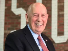 ESPN 创始人比尔·拉斯穆森去世,享年 93 岁 ESPN founder Bill Rasmussen dead at 93