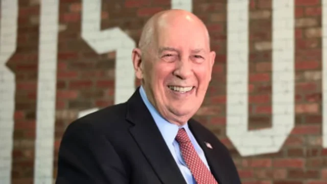 ESPN 创始人比尔·拉斯穆森去世,享年 93 岁 ESPN 创始人比尔·拉斯穆森去世,享年 93 岁
