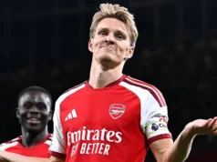 阿森纳 3-0 考文垂:英超冠军展现狂野一面 Arsenal 3-0 Coventry: Premier League champions show their savage side