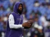 这位 NFL 球星据称在被捕前“将女友推到墙上”。 NFL star allegedly 'shoved girlfriend into a wall' before arrest
