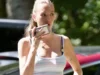悉尼天鹅酒店脱衣舞娘向艾萨克希尼的未婚妻发送信息 Sydney Swans hotel stripper issues message to Isaac Heeney's fiancée