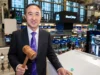 SharkNinja的中国亿万富翁支持打造美国成功故事 SharkNinja’s Billionaire Chinese Backer on Building an American Success Story