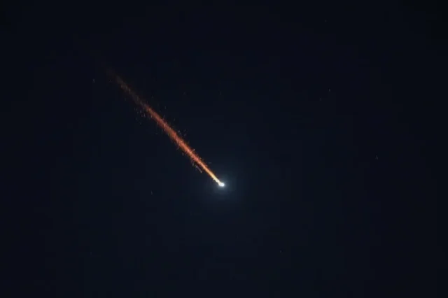 阿联酋：防空系统检测到两枚来自伊朗的弹道导弹