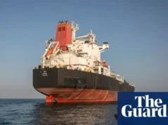 美伊停火到期、特朗普威胁阿曼后油价上涨 Oil prices jump after US-Iran ceasefire expires and Trump threatens Oman