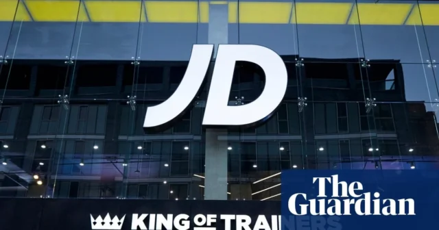 由于生活成本影响教练员销售,JD Sports 将利润预测下调 5000 万英镑 由于生活成本影响教练员销售,JD Sports 将利润预测下调 5000 万英镑