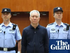 中国恒大创始人承认欺诈罪后面临终身监禁 Founder of China’s Evergrande jailed for life after pleading guilty to fraud
