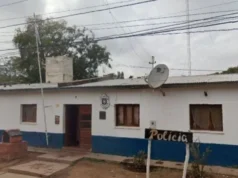 帕尔马索拉一名男子用枪威胁他的伴侣和女儿 Un hombre amenaza a su pareja e hijas con una escopeta en Palma Sola