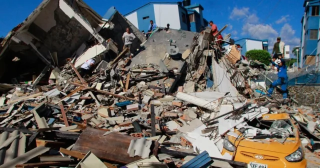 How to help Colombians after devastating 7.4 magnitude earthquake How to help Colombians after devastating 7.4 magnitude earthquake