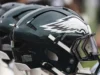 莫罗·奥乔莫和弗雷德·约翰逊周四在老鹰队训练中打斗 Moro Ojomo, Fred Johnson fought at Eagles' practice on Thursday