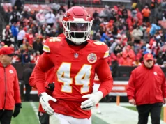 酋长队签下后卫卡姆·琼斯并释放后卫安东尼·邓恩 Chiefs sign LB Cam Jones, waive DE Anthony Dunn