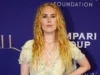 鲁默·威利斯 (Rumer Willis) 详细介绍了在与痴呆症作斗争期间失踪的父亲布鲁斯·威利斯 (Bruce Willis) 的“另一个版本” Rumer Willis Details Missing "Different Version" of Dad Bruce Willis Amid Dementia Battle