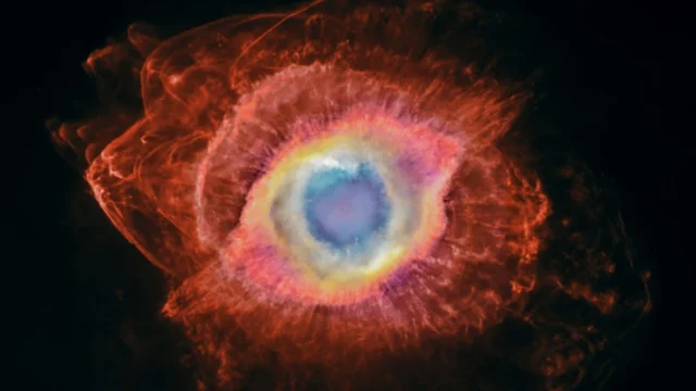 科学家发现死亡恒星可以预测太阳的未来：“分裂并返回银河系”